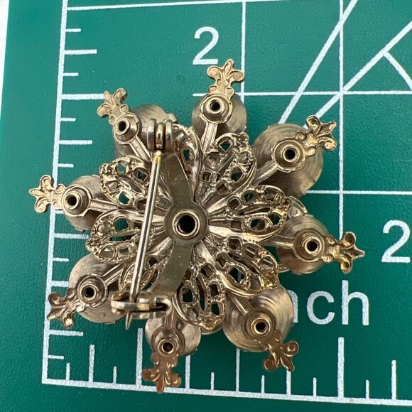 Vintage Purple Lavender Brooch Rhinestone Filigree Fleur-de-Lis Victorian Reviva - Picture 4 of 13